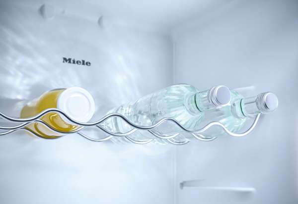 Miele KD 7724 E Active Mit DailyFresh, komfortabler LED-Beleuchtung und ComfortFrost.